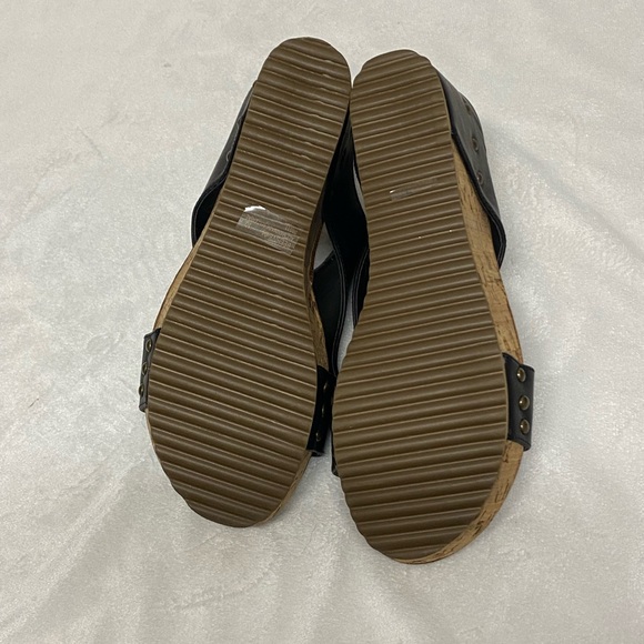 Bamboo Studded Slingback Wedge Sandals wom size 10 new Velcro strap 3” heels - Picture 9 of 11